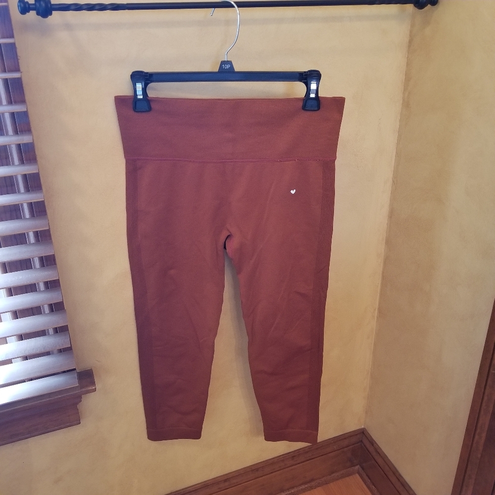 Burnt orange leggings